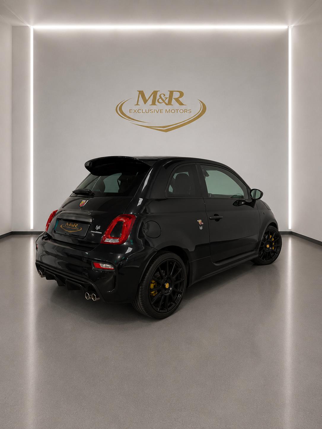 Abarth, vista trasera en tres cuartos