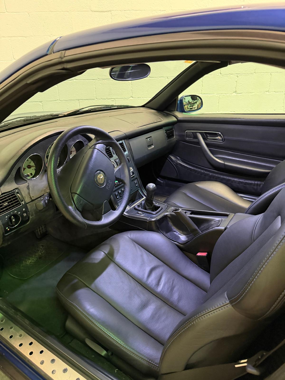 Mercedes-Benz SLK, puesto de conducción